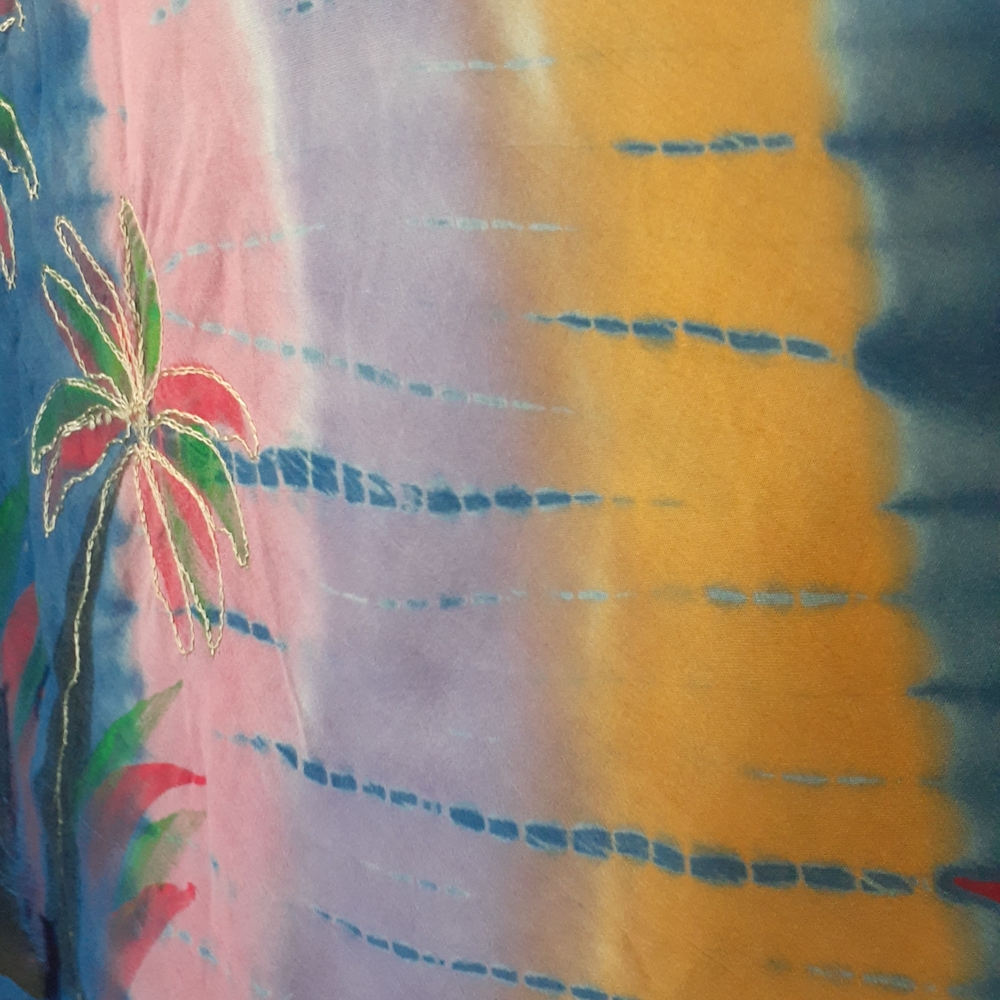 Pam's Collection Vintage Beach Cover Up - Picture 5 of 6